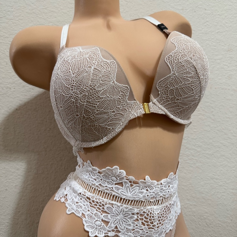 36DD,Large Victoria Secret bra set - Picture 2 of 4
